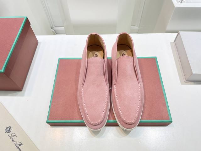 Loro Piana 帆船鞋 Open Walk深口鞋，高帮 意大利顶级羊绒品牌，不懈追求优质，珍稀原材料，对于优质品质的矢志不渝追求已令它成为行业的标杆，羊绒